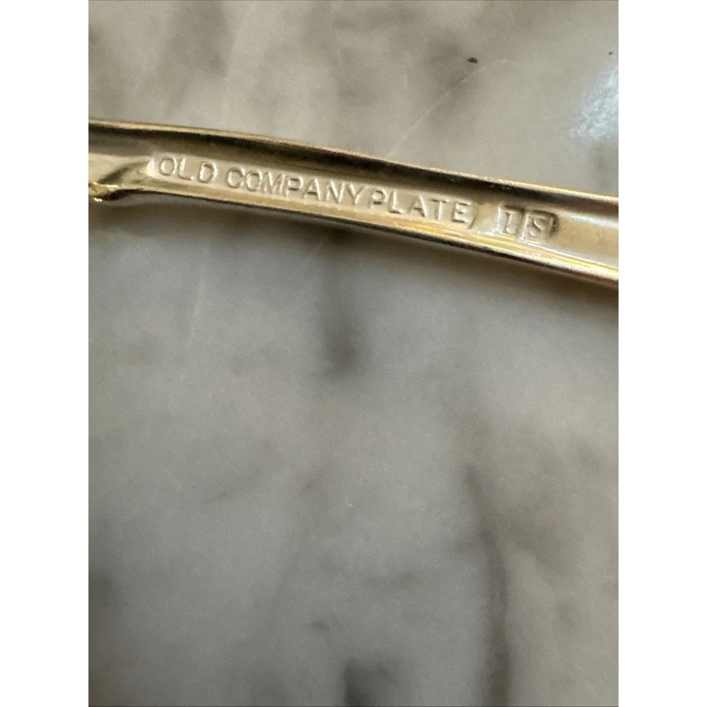 OLD COMPANY PLATE IS Flatware 6